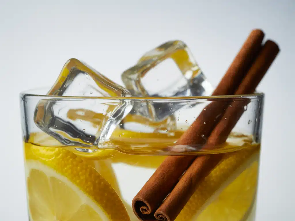 Ice Water Hack Recipe – The Best 1-Min Detox That Works 5 Cold lemon water for metabolism and fat burning