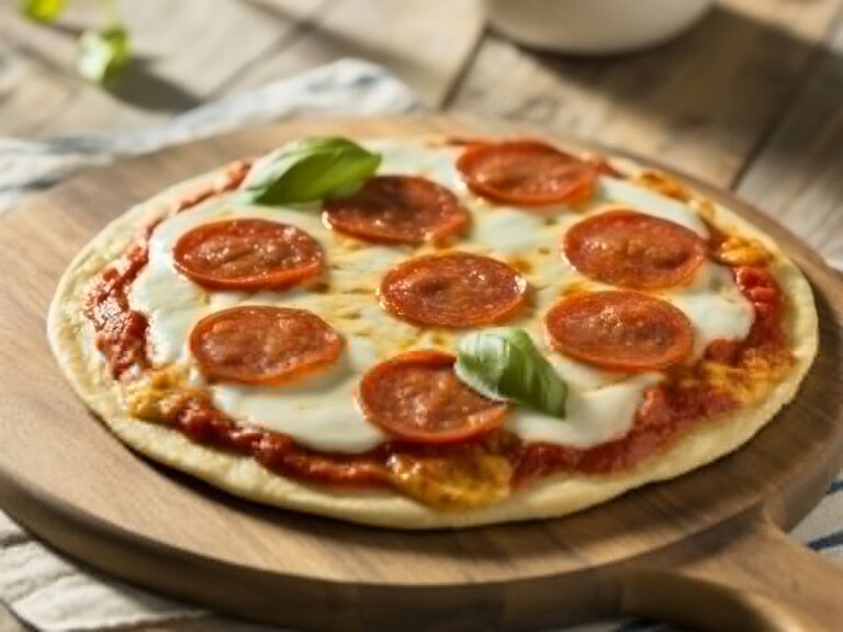 Air Fryer Tortilla Pizza – The Ultimate Quick & Crispy Recipe Guide 5 air fryer tortilla pizza with crispy crust and melted cheese